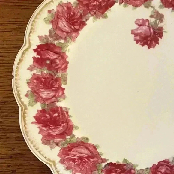 Haviland Limoges Schleiger 55‎ Drop Rose 8” Plate Double Gold. Small chips - Picture 3 of 9